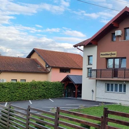 Prenociste-Sobe-Rooms-Aman Bihac Exterior photo