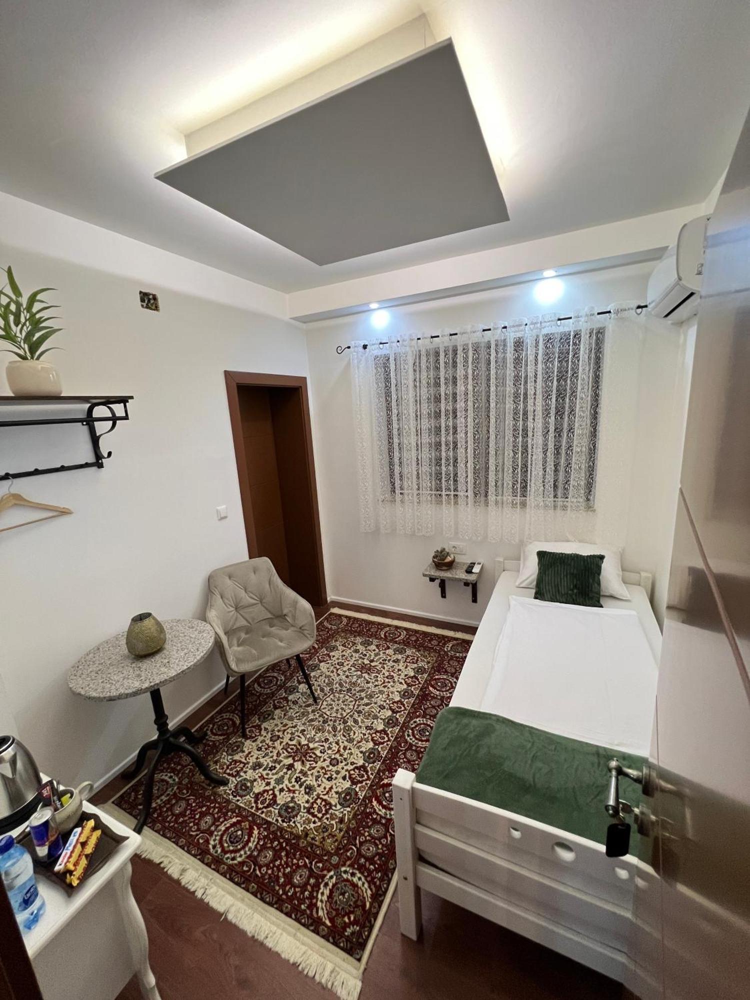 Prenociste-Sobe-Rooms-Aman Bihac Exterior photo